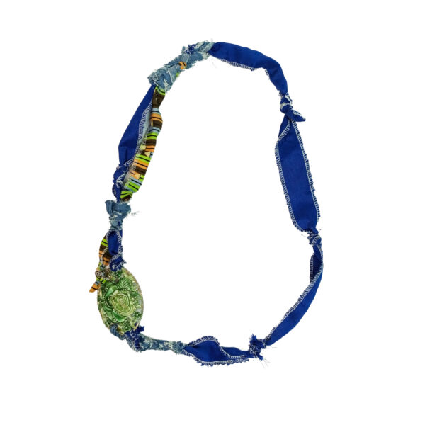 Ramses Larzábal. Collar