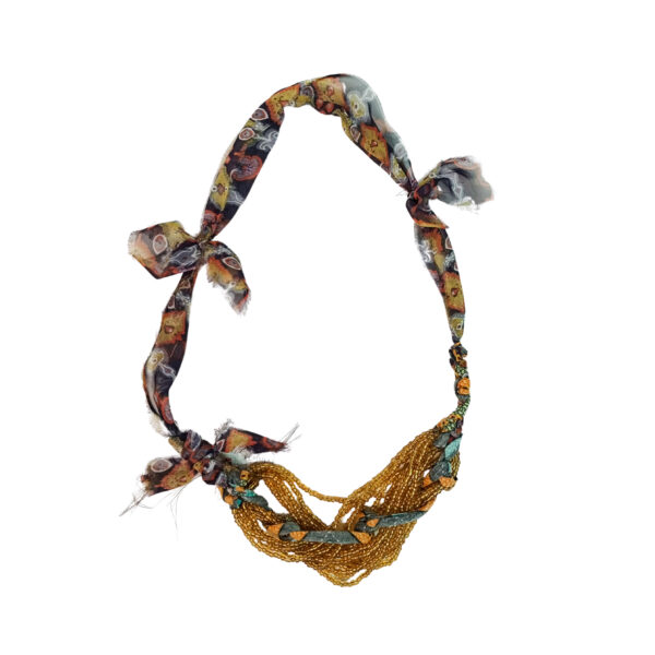 Ramses Larzábal. Collar